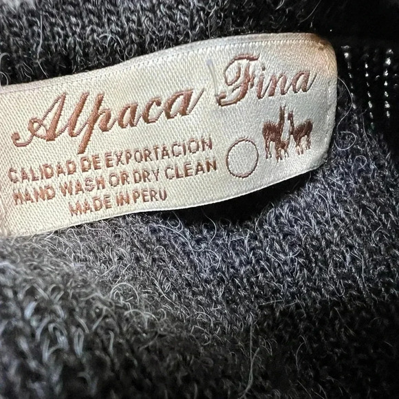 Alpaca Fina Poncho Gray Women Shrug Sweater 269 - Picture 2 of 2
